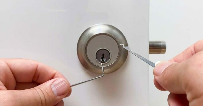deadbolt picking