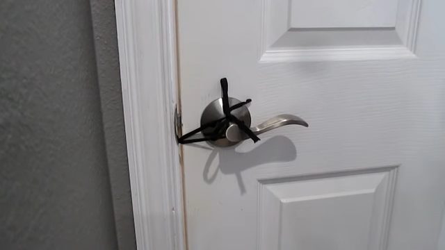 string or rope on the doorknob